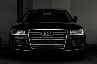 Κεντρικά γραφεία και γραμμή παραγωγής της Audi στο Ίνγκολσταντ κατά την ανακοίνωση των οικονομικών αποτελεσμάτων
