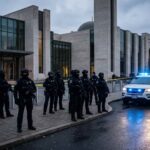 Αστυνομικές δυνάμεις έξω από χώρο λατρείας στο Moers της Γερμανίας