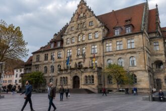 Η είσοδος του δημαρχείου στο Reutlingen της Βάδης-Βυρτεμβέργης στη Γερμανία