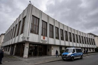 Το Γενικό Προξενείο της Ρωσίας στη Βόννη μετά την απόφαση της Γερμανίας για κλείσιμο των εγκαταστάσεων