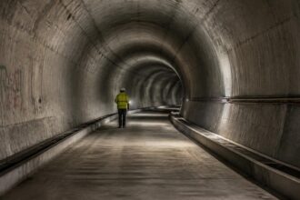 Συμβολική απεικόνιση της άδειας υπόγειας σήραγγας της KVB στην Κολωνία